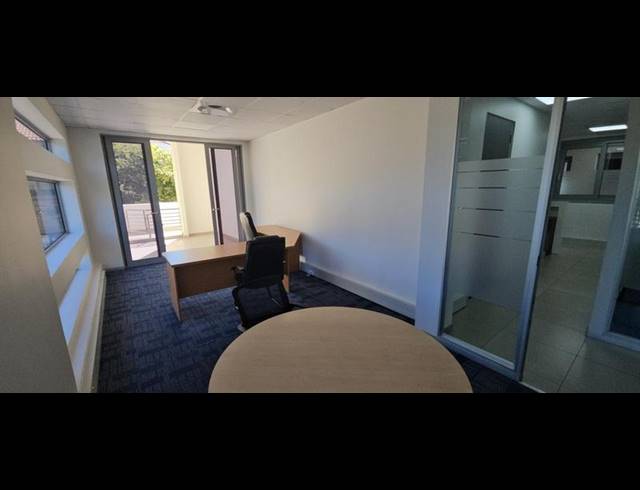 BUSINESS PROPERTY TO RENT IN CARLSWALD